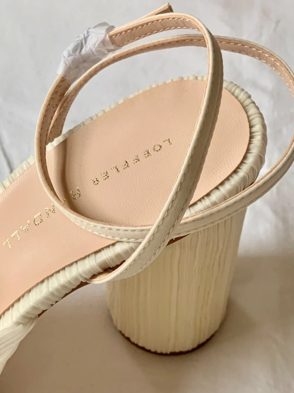 Loeffler Randall Camellia Pleated Bow Heel Pearl US9 NEW - Picture 3 of 16